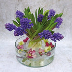 Load image into Gallery viewer, Simply Flower Arranging - A Step-by-Step Guide - FlowerBox