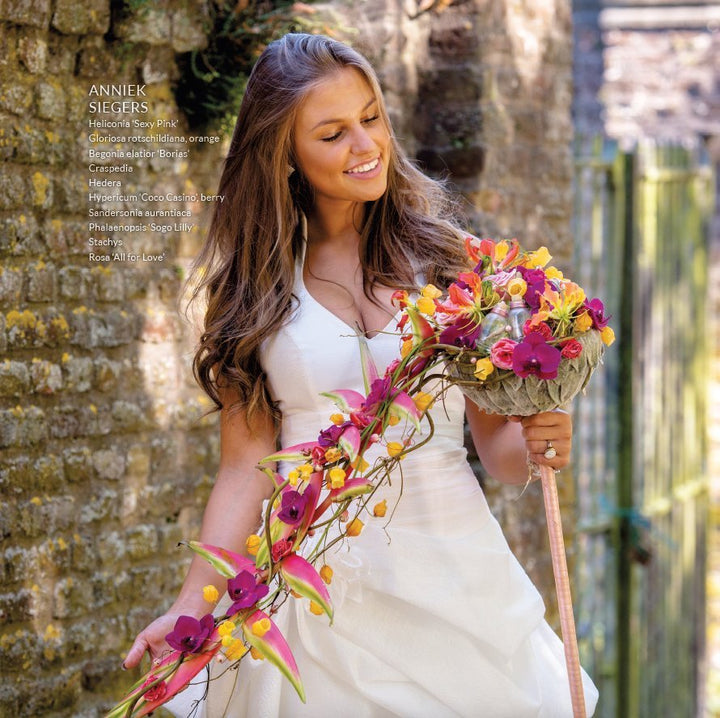 In Love: Inspirational European Bridal Bouquets - FlowerBox