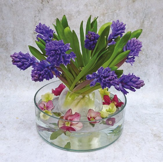 Simply Flower Arranging - A Step-by-Step Guide - FlowerBox