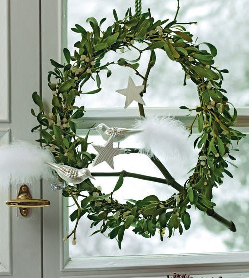 Wreaths - 150 Ideas for Every Season - FlowerBox